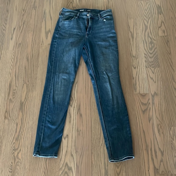 Old Navy High Rise Wow Straight Medium Wash Jeans - Picture 1 of 4